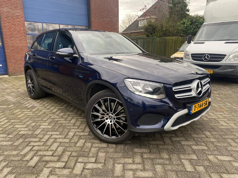 Mercedes-Benz GLC. 4 matic..... 350E benzine /Hybrid - SUV/ Geländewagen: das Bild 1 Mercedes-Benz GLC. 4 matic..... 350E benzine /Hybrid - SUV/ Geländewagen: das Bild 1