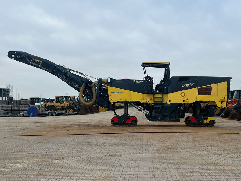 Bomag BM2000/75 Cold Planer - Asphalttechnik: das Bild 2 Bomag BM2000/75 Cold Planer - Asphalttechnik: das Bild 2