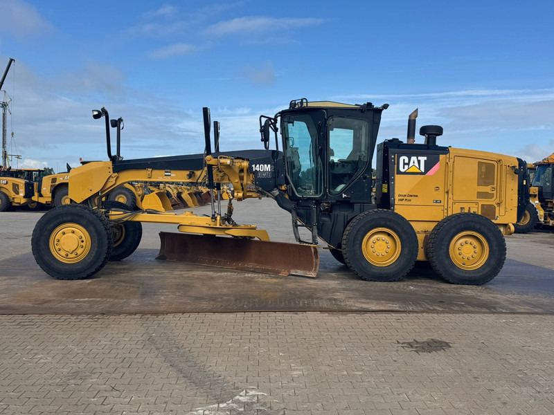 Caterpillar 140M2 AWD - Grader: das Bild 1 Caterpillar 140M2 AWD - Grader: das Bild 1