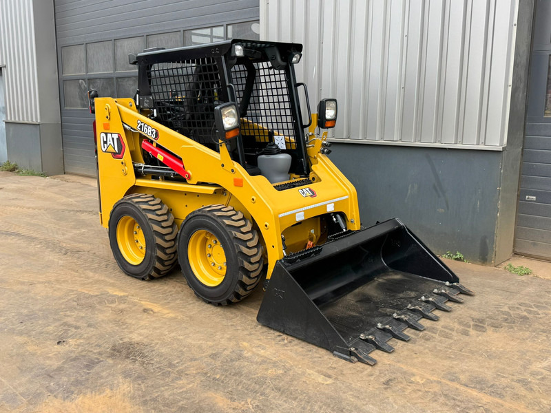 Caterpillar 216B3 - Radlader: das Bild 5 Caterpillar 216B3 - Radlader: das Bild 5