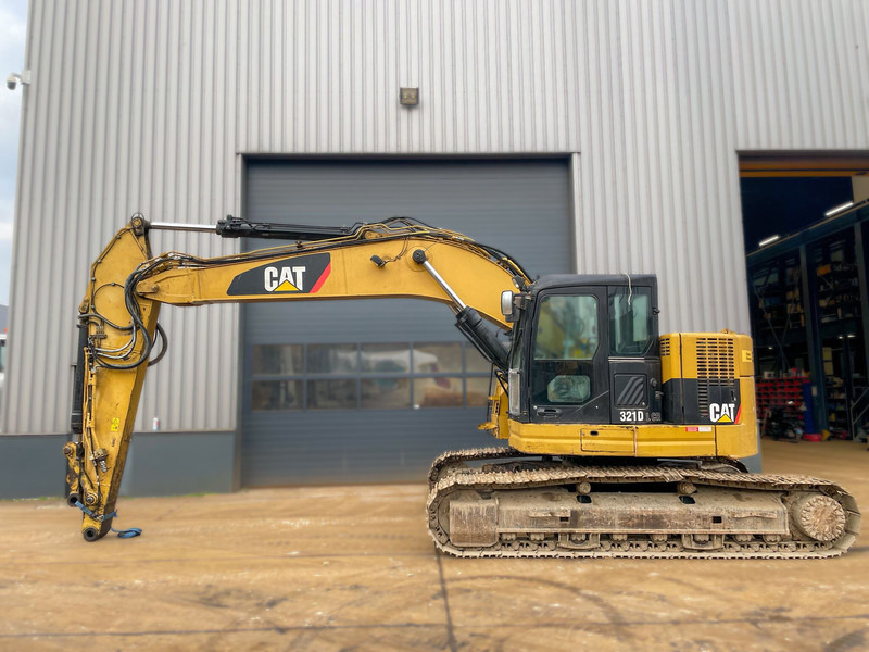 Caterpillar 321D - Kettenbagger: das Bild 1 Caterpillar 321D - Kettenbagger: das Bild 1