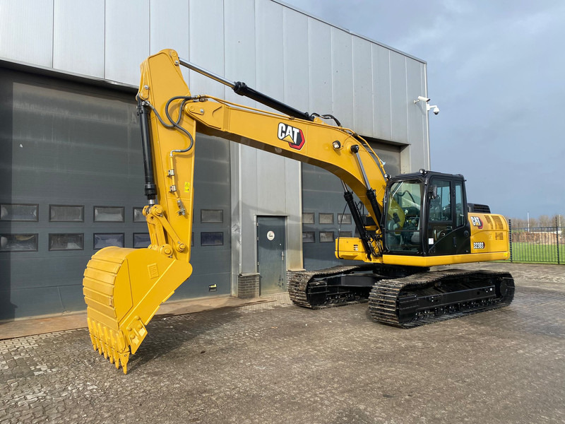 Caterpillar 323D3 - Kettenbagger: das Bild 2 Caterpillar 323D3 - Kettenbagger: das Bild 2