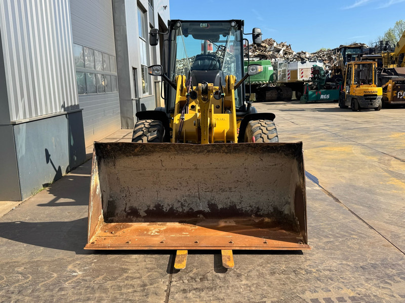Caterpillar 908M - Radlader: das Bild 5 Caterpillar 908M - Radlader: das Bild 5