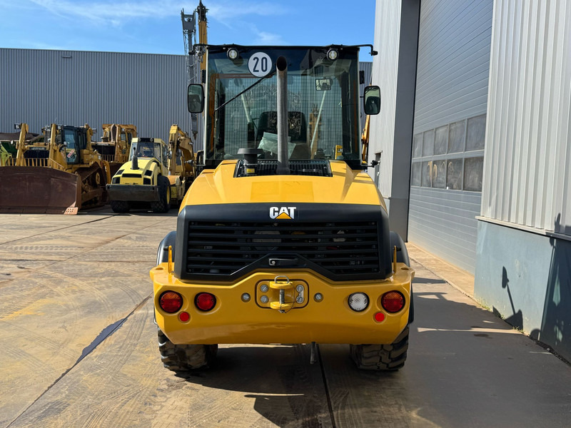 Caterpillar 908M - Radlader: das Bild 4 Caterpillar 908M - Radlader: das Bild 4