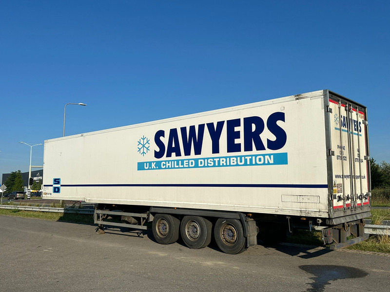 Gray and Adams Meat Hook Thermo King SLXE 400 - Kühlkoffer Auflieger: das Bild 3 Gray and Adams Meat Hook Thermo King SLXE 400 - Kühlkoffer Auflieger: das Bild 3