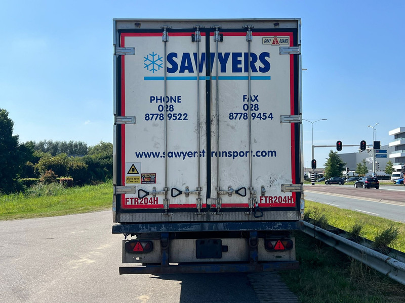 Gray and Adams Meat Hook Thermo King SLXE 400 - Kühlkoffer Auflieger: das Bild 4 Gray and Adams Meat Hook Thermo King SLXE 400 - Kühlkoffer Auflieger: das Bild 4