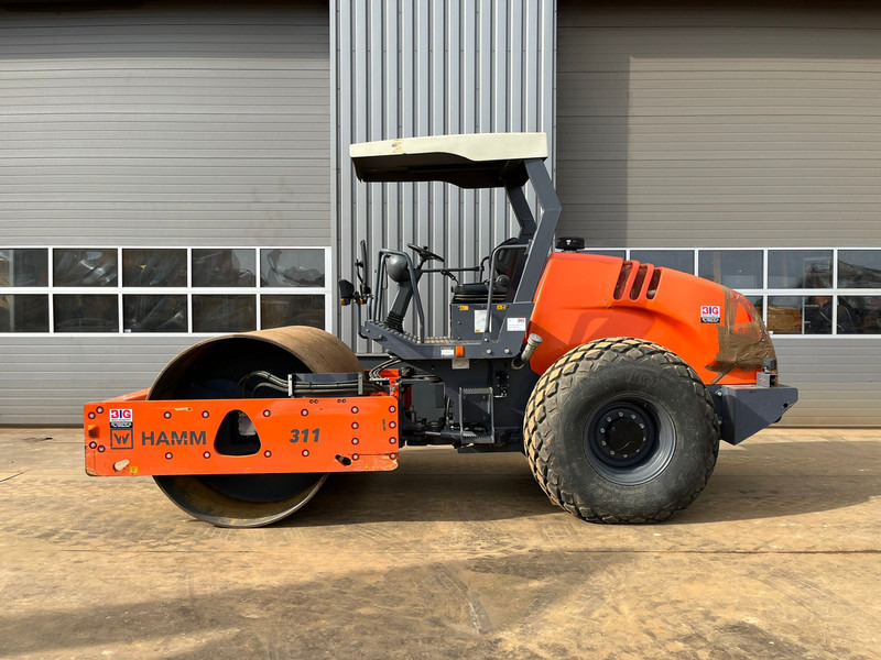Hamm 311 Soil Compactor - Walzen: das Bild 1 Hamm 311 Soil Compactor - Walzen: das Bild 1