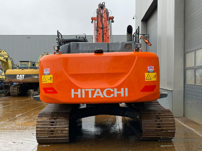 Hitachi ZX250LC-6 - Kettenbagger: das Bild 4 Hitachi ZX250LC-6 - Kettenbagger: das Bild 4