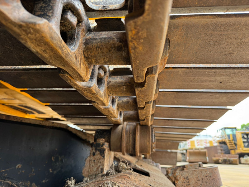 Kettenbagger JCB JS220 LC Semi Long Reach - 10 meter: das Bild 11