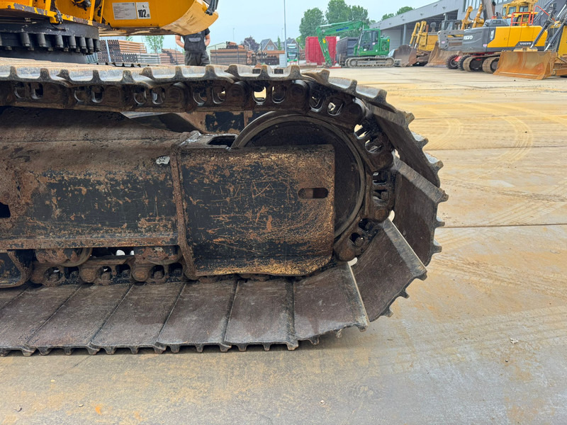 Kettenbagger JCB JS220 LC Semi Long Reach - 10 meter: das Bild 14