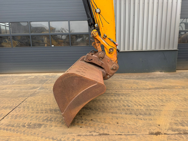 Kettenbagger JCB JS220 LC Semi Long Reach - 10 meter: das Bild 13