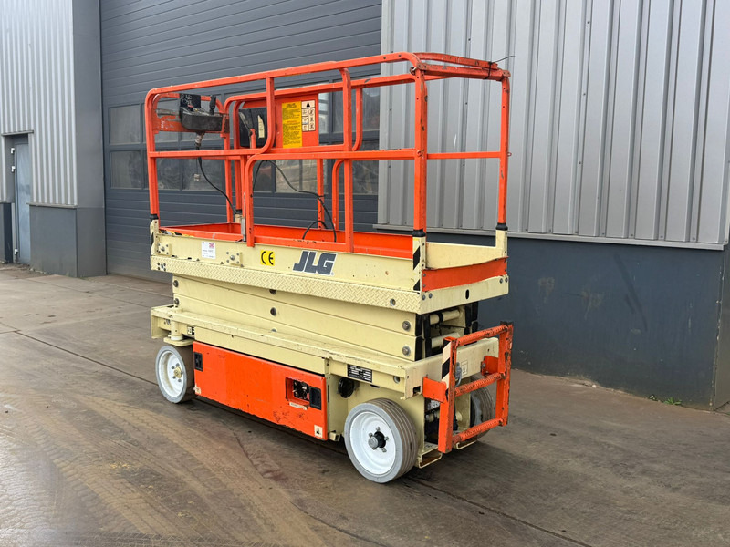 JLG JLG 2033 Schaarhoogwerker - Scherenbühne: das Bild 2 JLG JLG 2033 Schaarhoogwerker - Scherenbühne: das Bild 2