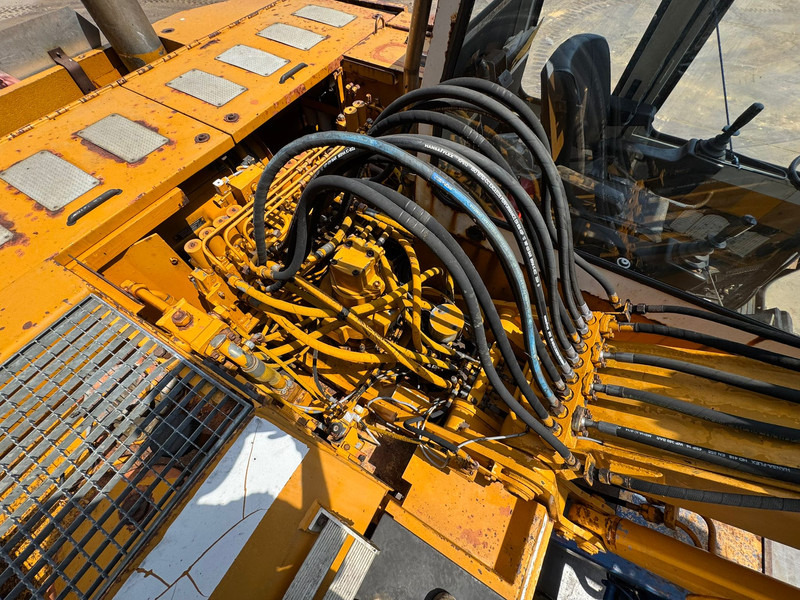 Mobilbagger Liebherr A900C: das Bild 17