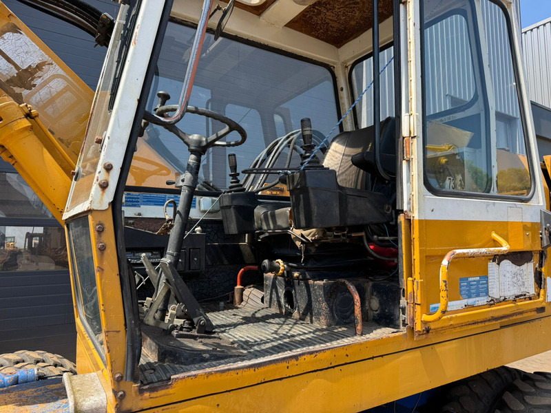 Mobilbagger Liebherr A900C: das Bild 20