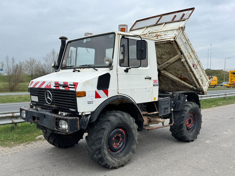 MERCEDESBENZ 424 - Kipper: das Bild 1 MERCEDESBENZ 424 - Kipper: das Bild 1