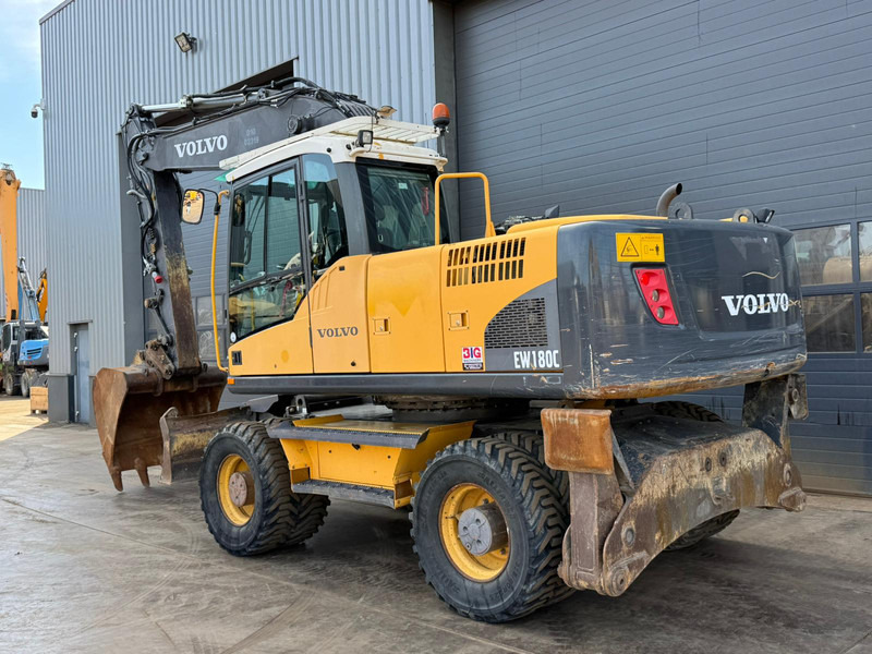 Volvo EW180C - Mobilbagger: das Bild 2 Volvo EW180C - Mobilbagger: das Bild 2