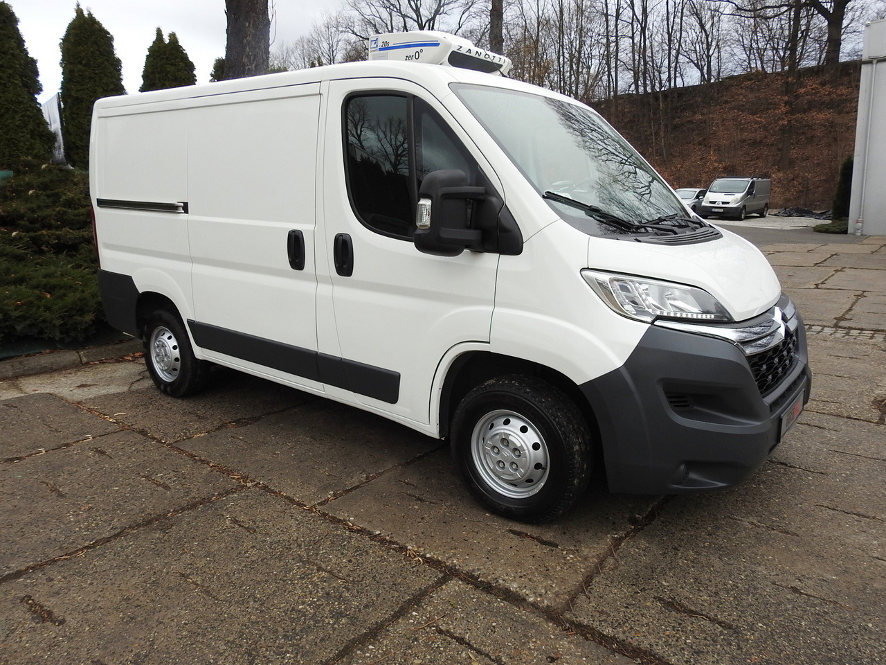 CITROEN JUMPER REFRIGERATOR VAN -5*C LED LIGHTS AIR CONDITIONING 130HP - Kühltransporter: das Bild 4 CITROEN JUMPER REFRIGERATOR VAN -5*C LED LIGHTS AIR CONDITIONING 130HP - Kühltransporter: das Bild 4