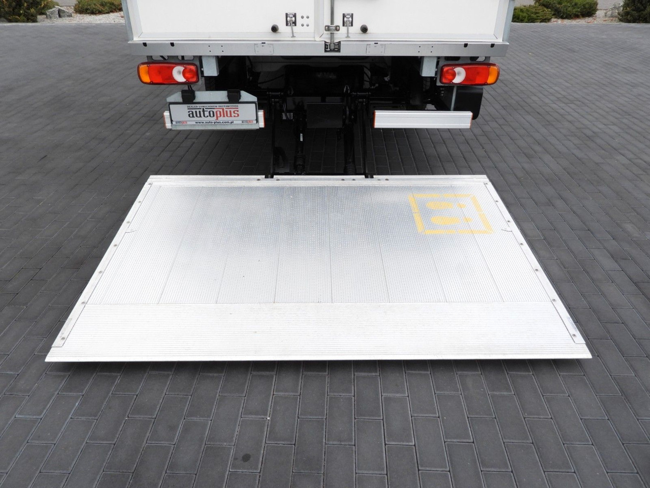 Koffer Transporter Citroën JUMPER KOFFER AUFZUG 8 PALETTEN TEMPOMAT NAVI Citroën JUMPER KOFFER AUFZUG 8 PALETTEN TEMPOMAT NAVI: das Bild 18