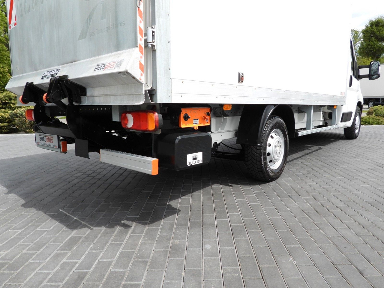 Koffer Transporter Citroën JUMPER KOFFER AUFZUG 8 PALETTEN TEMPOMAT NAVI Citroën JUMPER KOFFER AUFZUG 8 PALETTEN TEMPOMAT NAVI: das Bild 19