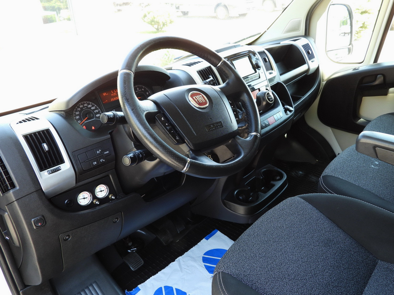FIAT DUCATO TARPAULIN 10 PALLETS WEBASTO CRUISE CONTROL LED LIGHTS PNEUMATICS AIR CONDITIONING 180HP - Planen Transporter: das Bild 2 FIAT DUCATO TARPAULIN 10 PALLETS WEBASTO CRUISE CONTROL LED LIGHTS PNEUMATICS AIR CONDITIONING 180HP - Planen Transporter: das Bild 2