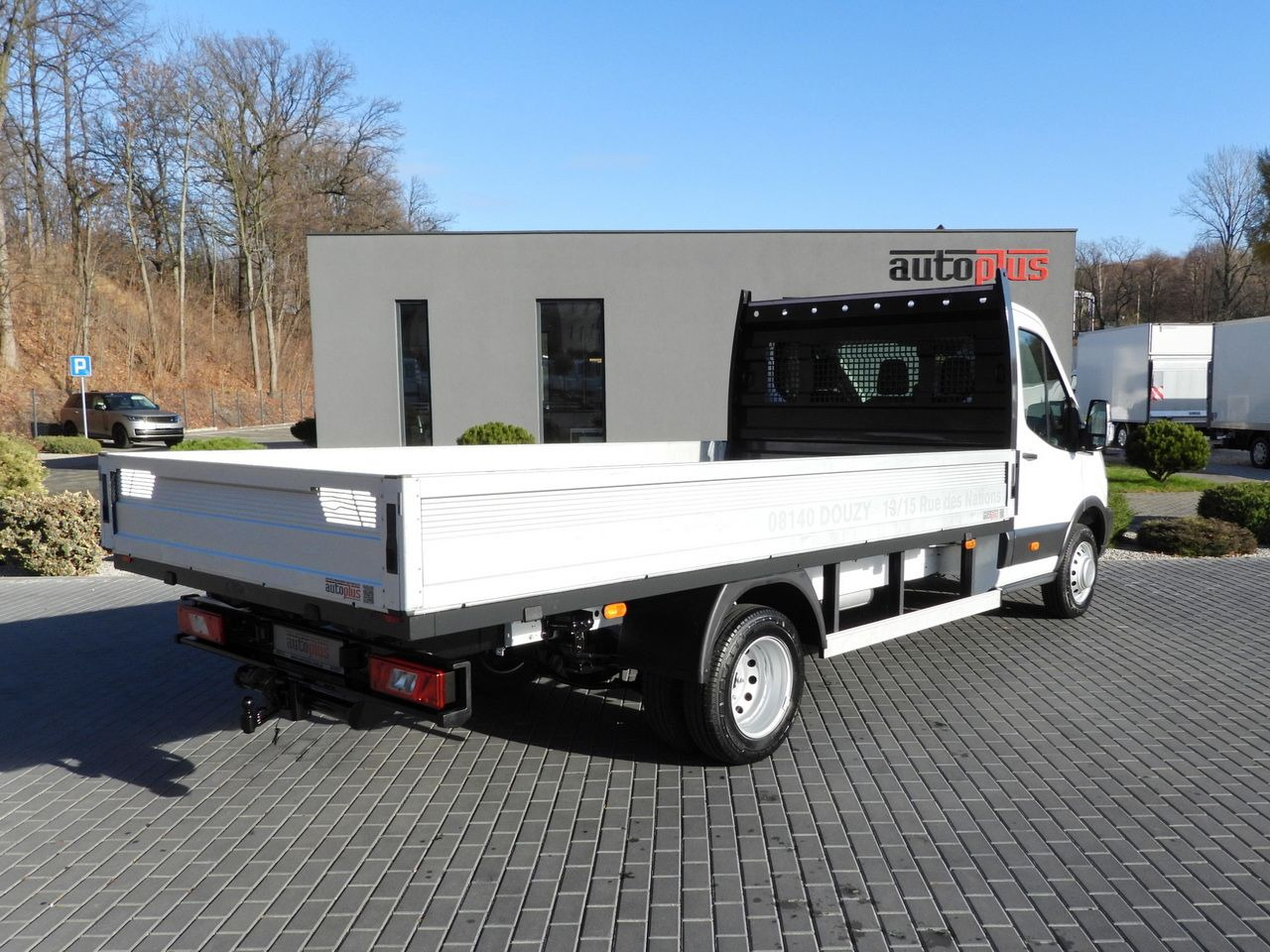 FORD TRANSIT STAKE BODY 8 PALLETS TWIN WHEELS AIR CONDITIONING 155HP - Pritsche Transporter: das Bild 3 FORD TRANSIT STAKE BODY 8 PALLETS TWIN WHEELS AIR CONDITIONING 155HP - Pritsche Transporter: das Bild 3