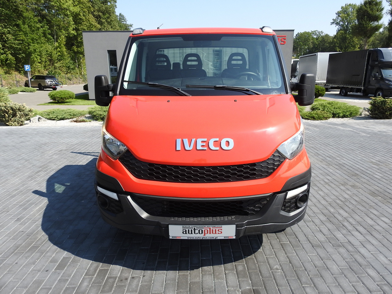 IVECO DAILY 35C13 TIPPER CRUISE CONTROL AIR CONDITIONING TWIN WHEELS 130HP - Kipper Transporter: das Bild 5 IVECO DAILY 35C13 TIPPER CRUISE CONTROL AIR CONDITIONING TWIN WHEELS 130HP - Kipper Transporter: das Bild 5