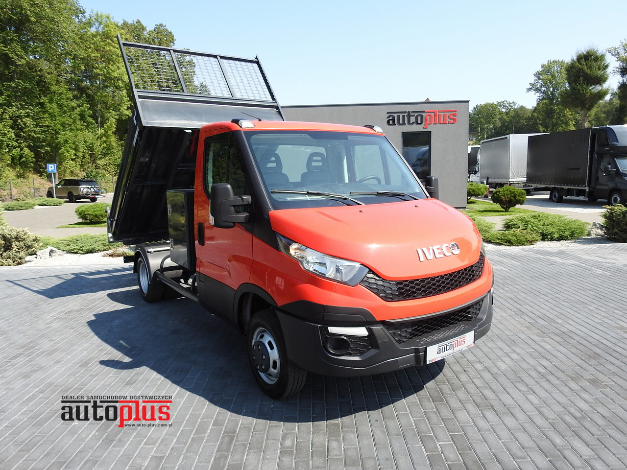 IVECO DAILY 35C13 TIPPER CRUISE CONTROL AIR CONDITIONING TWIN WHEELS 130HP - Kipper Transporter: das Bild 1 IVECO DAILY 35C13 TIPPER CRUISE CONTROL AIR CONDITIONING TWIN WHEELS 130HP - Kipper Transporter: das Bild 1