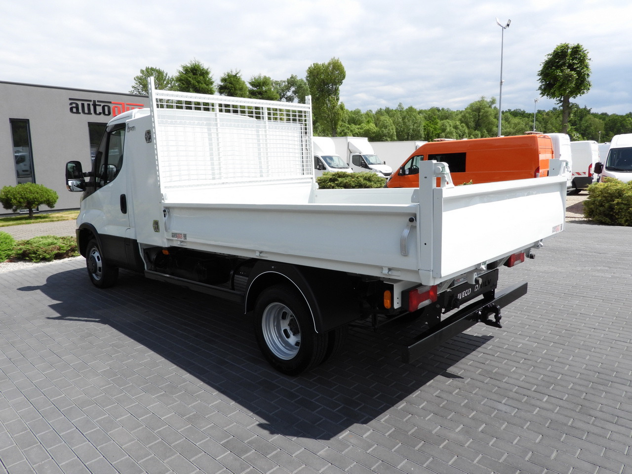 Kipper Transporter IVECO DAILY 35C16 TIPPER CRUISE CONTROL TWIN WHEELS AIR CONDITIONING  160HP: das Bild 9