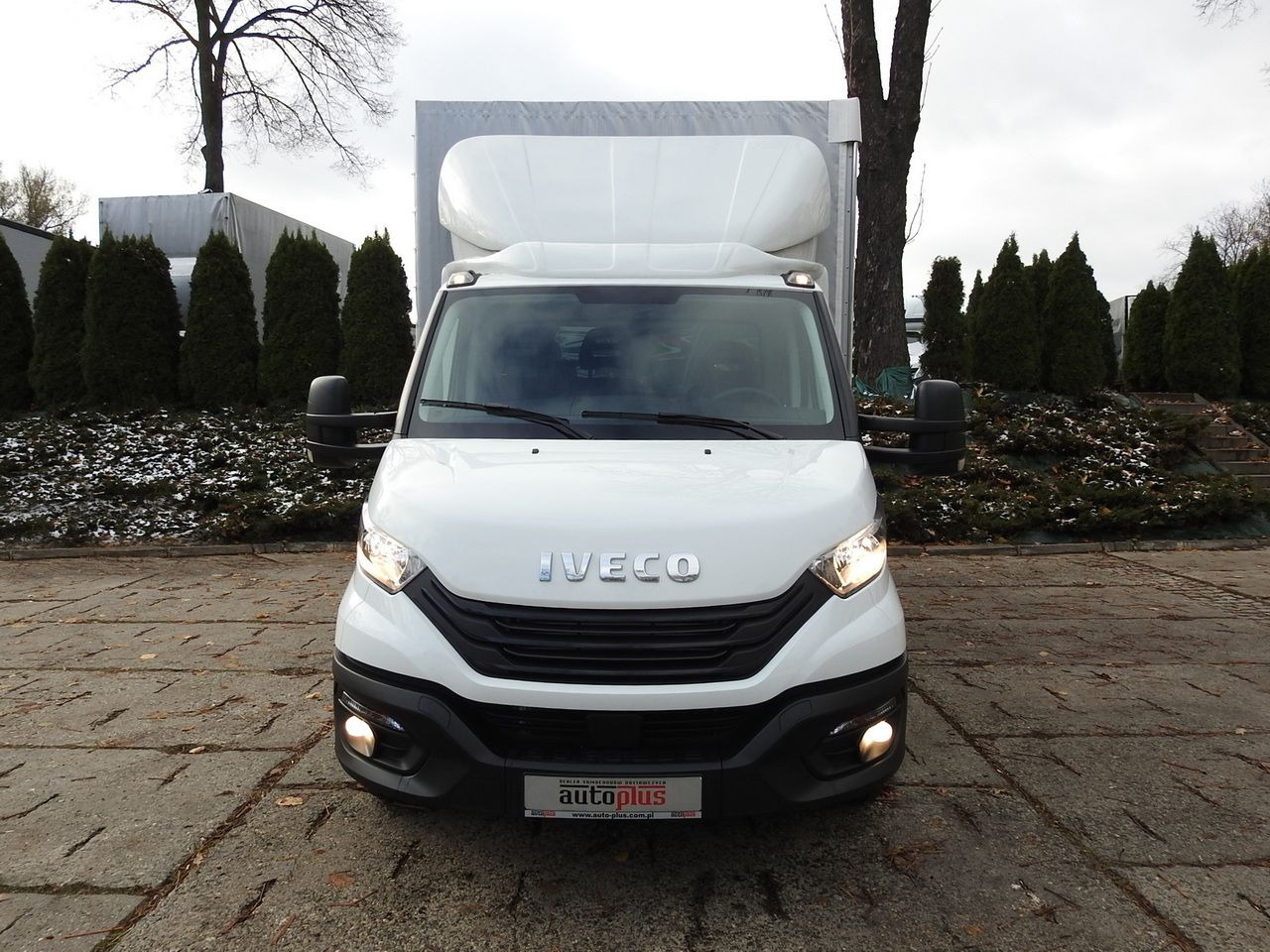 IVECO DAILY 35S16 NEW TARPAULIN LIFT 8 PALLETS CRUISE CONTROL AIR CONDITIONING 160HP - Planen Transporter: das Bild 5 IVECO DAILY 35S16 NEW TARPAULIN LIFT 8 PALLETS CRUISE CONTROL AIR CONDITIONING 160HP - Planen Transporter: das Bild 5