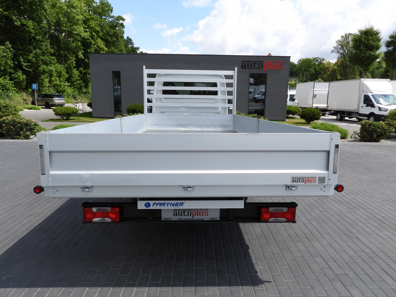 Pritsche Transporter IVECO DAILY 35S16 STAKE BODY 10 PALLETS CRUISE CONTROL AIR CONDITIONING 160HP: das Bild 10 Pritsche Transporter IVECO DAILY 35S16 STAKE BODY 10 PALLETS CRUISE CONTROL AIR CONDITIONING 160HP: das Bild 10