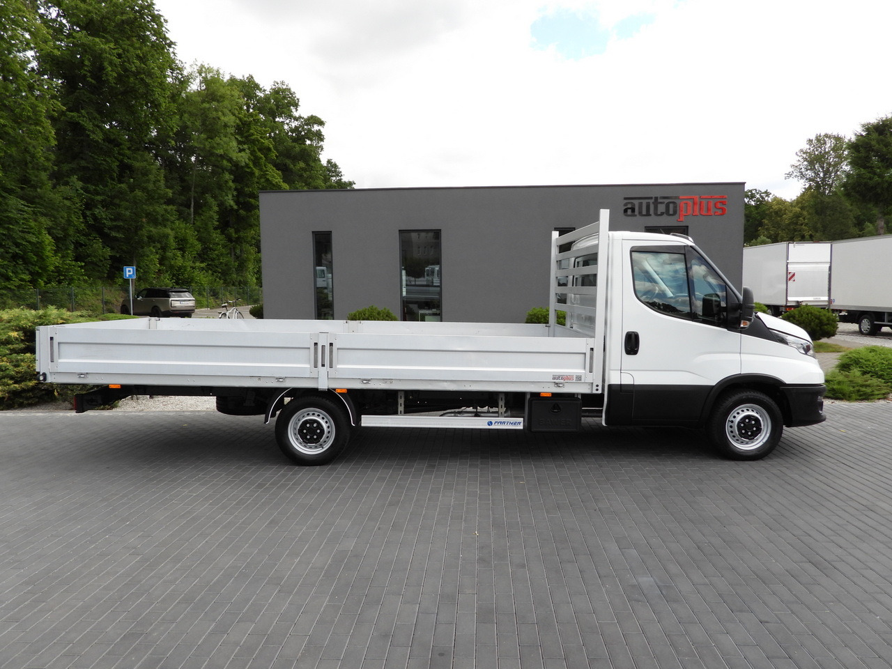 Pritsche Transporter IVECO DAILY 35S16 STAKE BODY 10 PALLETS CRUISE CONTROL AIR CONDITIONING 160HP: das Bild 7 Pritsche Transporter IVECO DAILY 35S16 STAKE BODY 10 PALLETS CRUISE CONTROL AIR CONDITIONING 160HP: das Bild 7