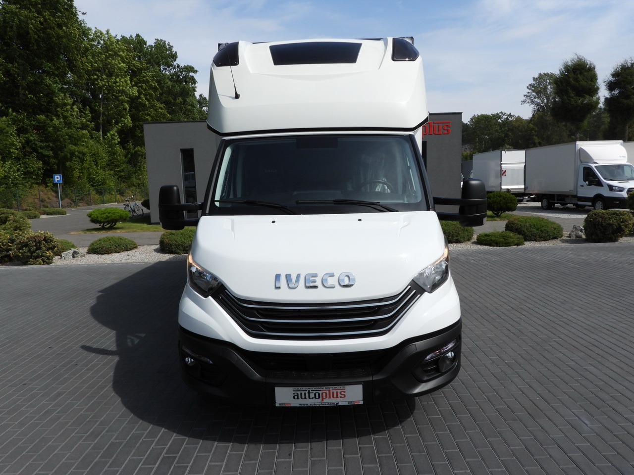 IVECO DAILY 35S18 TARPAULIN LIFT 8 PALLETS CRUISE CONTROL AIR CONDITIONING 180HP - Planen Transporter: das Bild 5 IVECO DAILY 35S18 TARPAULIN LIFT 8 PALLETS CRUISE CONTROL AIR CONDITIONING 180HP - Planen Transporter: das Bild 5