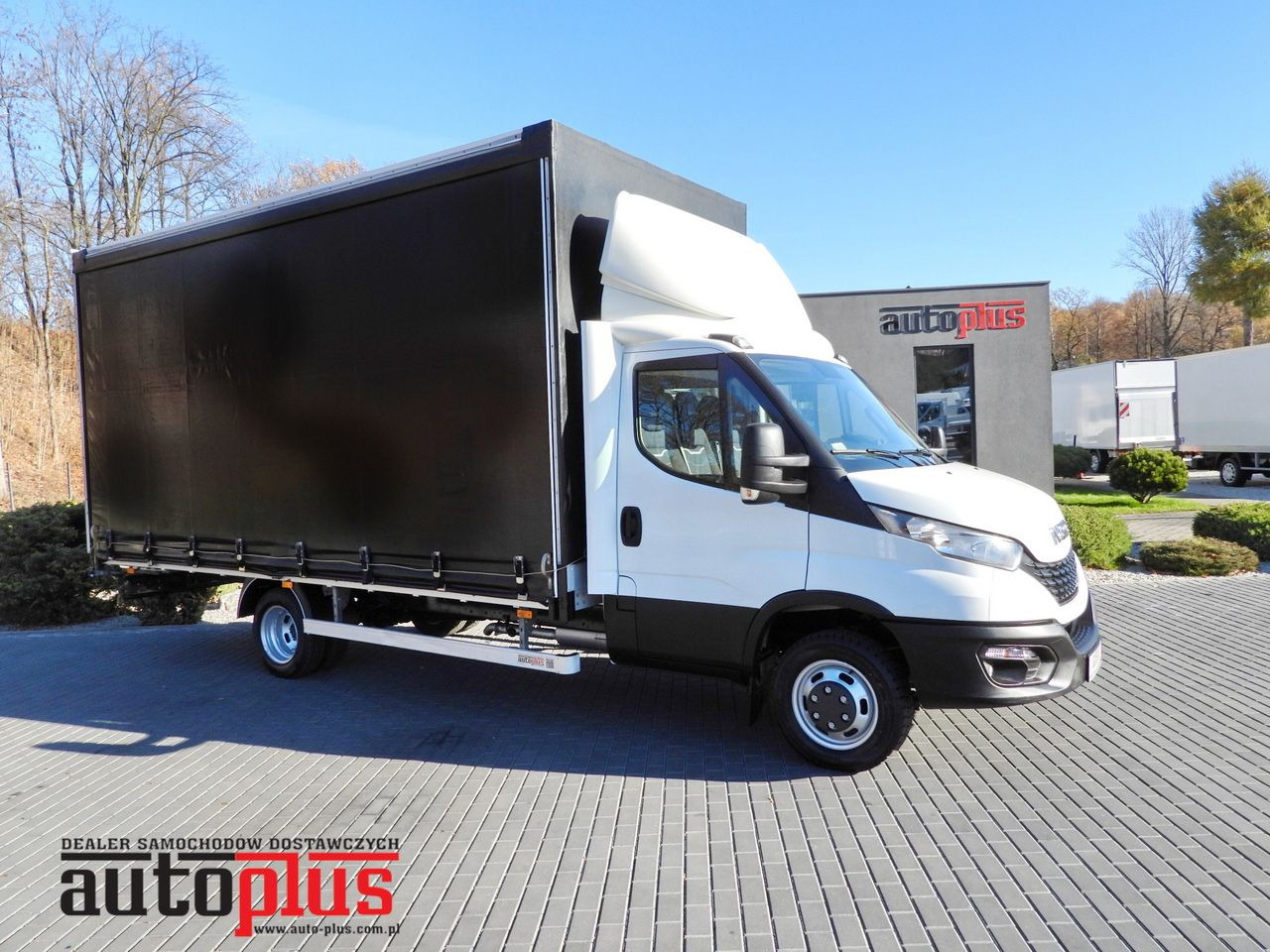 IVECO DAILY 50C17 TARPAULIN 10 PALLETS CRUISE CONTROL TWIN WHEELS AIR CONDITIONING 180HP - Planen Transporter: das Bild 1 IVECO DAILY 50C17 TARPAULIN 10 PALLETS CRUISE CONTROL TWIN WHEELS AIR CONDITIONING 180HP - Planen Transporter: das Bild 1