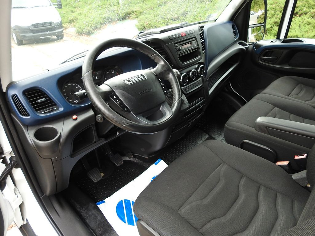 Iveco DAILY 35S18 PRITSCHE PLANE 10 PALETTEN AUFZUG - Planen Transporter: das Bild 2 Iveco DAILY 35S18 PRITSCHE PLANE 10 PALETTEN AUFZUG - Planen Transporter: das Bild 2
