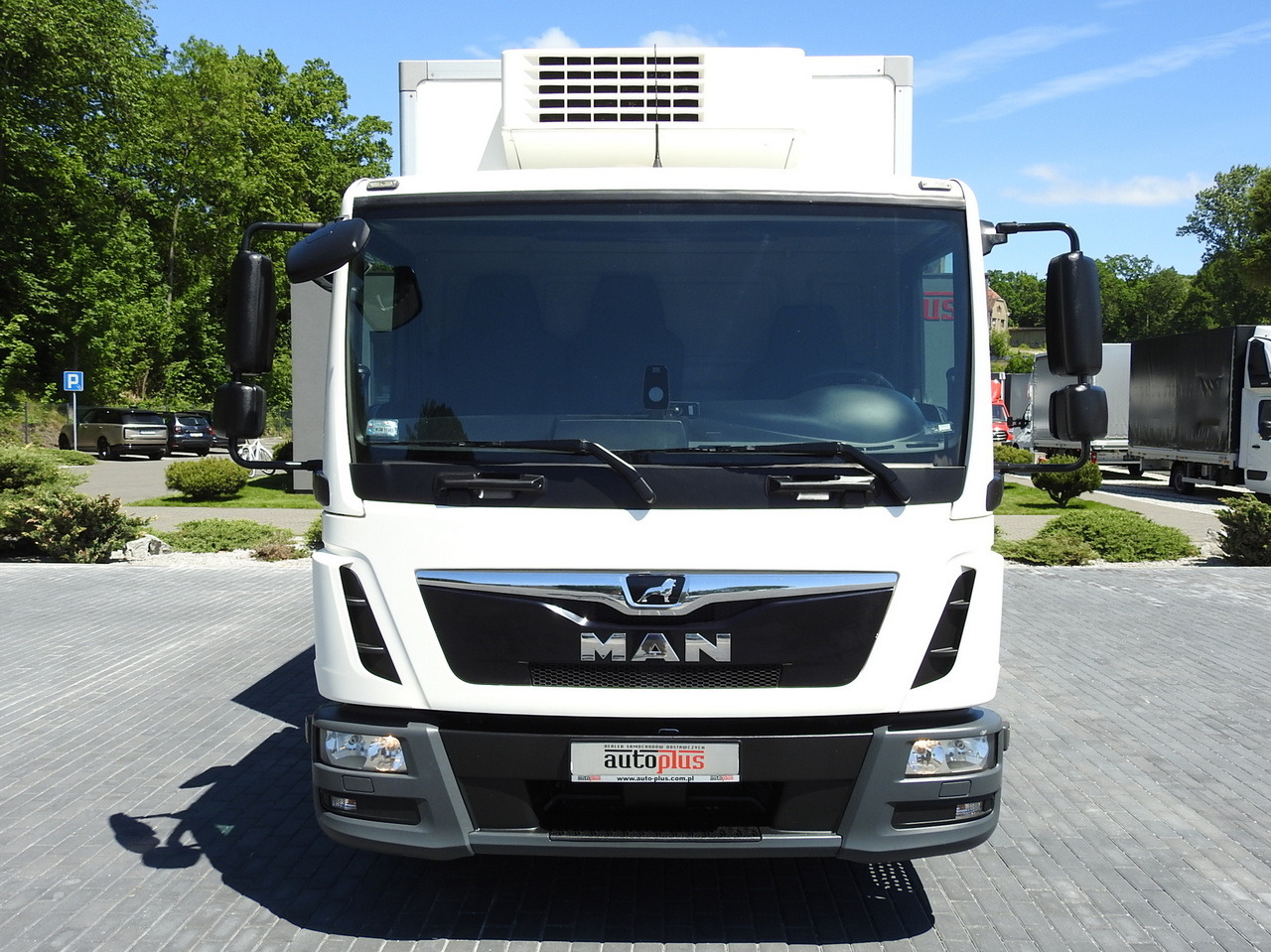 MAN TGL 10.180 REGRIGERATOR BOX -20*C 11 PALLETS POWER SUPPLY 230V AIR CONDITIONING PNEUMATICS TWIN WHEELS 180HP - Kühlkoffer LKW: das Bild 5 MAN TGL 10.180 REGRIGERATOR BOX -20*C 11 PALLETS POWER SUPPLY 230V AIR CONDITIONING PNEUMATICS TWIN WHEELS 180HP - Kühlkoffer LKW: das Bild 5