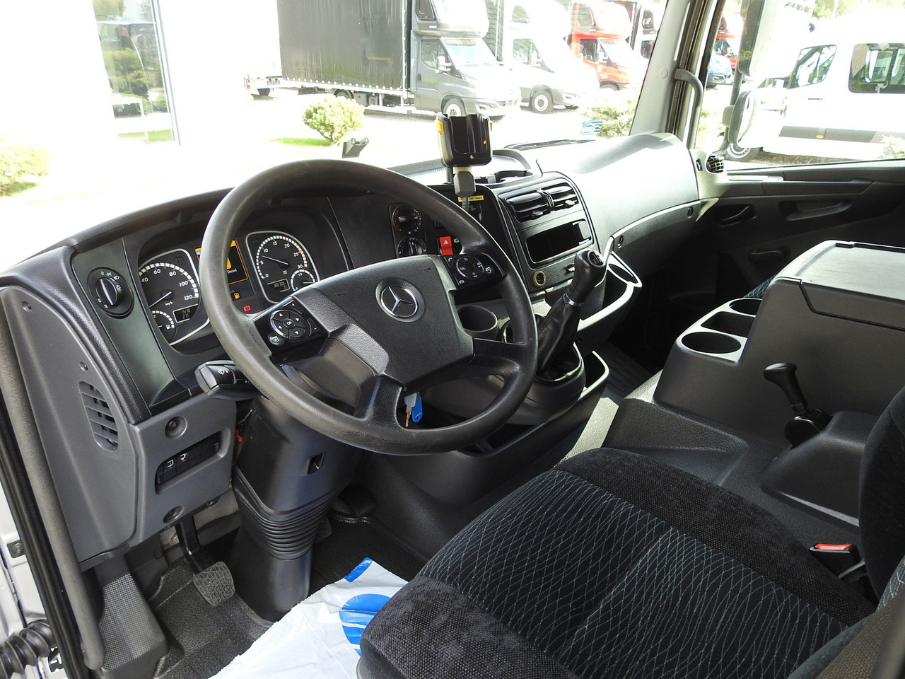 MERCEDES ATEGO 1221 TARPAULIN LIFT 16 PALLETS WEBASTO AIR CONDITIONING PNEUMATICS TWIN WHEELS 230HP - Planen Transporter: das Bild 2 MERCEDES ATEGO 1221 TARPAULIN LIFT 16 PALLETS WEBASTO AIR CONDITIONING PNEUMATICS TWIN WHEELS 230HP - Planen Transporter: das Bild 2