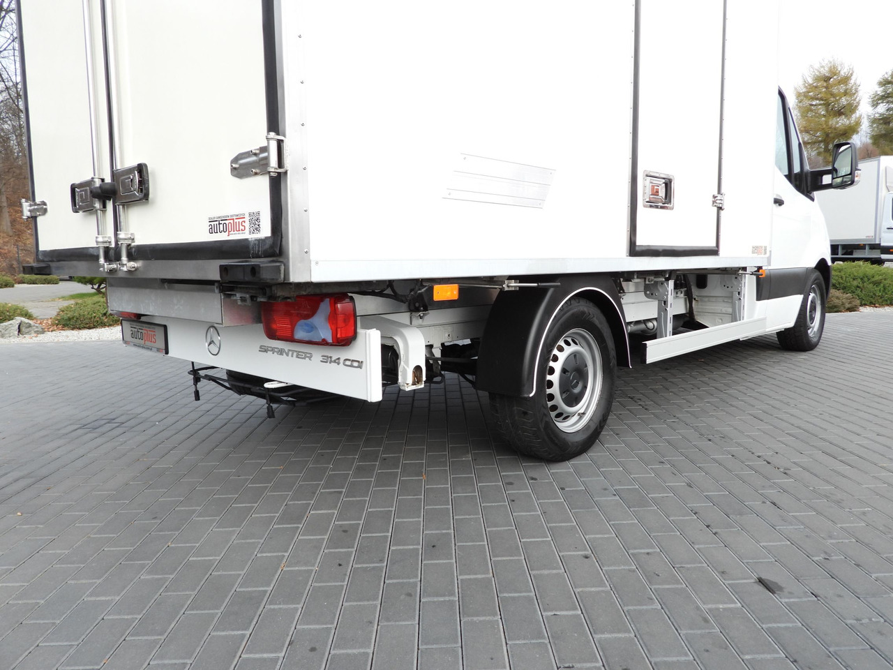 Kühltransporter MERCEDES SPRINTER 314 REGRIGERATOR BOX -1*C CRUISE CONTROL NAVIGATION AIR CONDITIONING 140HP: das Bild 23 Kühltransporter MERCEDES SPRINTER 314 REGRIGERATOR BOX -1*C CRUISE CONTROL NAVIGATION AIR CONDITIONING 140HP: das Bild 23