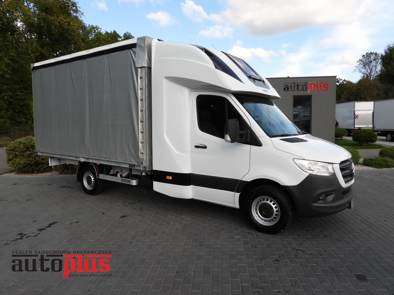 MERCEDES SPRINTER 316 TARPAULIN 8 PALLETS WEBASTO CRUISE CONTROL AIR CONDITIONING 160HP - Planen Transporter: das Bild 1 MERCEDES SPRINTER 316 TARPAULIN 8 PALLETS WEBASTO CRUISE CONTROL AIR CONDITIONING 160HP - Planen Transporter: das Bild 1