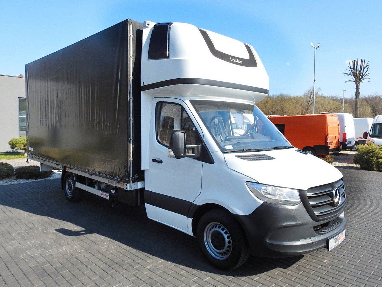 Mercedes-Benz SPRINTER PRITSCHE PLANE 10 PALETTEN KLIMAANLAGE - Planen Transporter: das Bild 4 Mercedes-Benz SPRINTER PRITSCHE PLANE 10 PALETTEN KLIMAANLAGE - Planen Transporter: das Bild 4