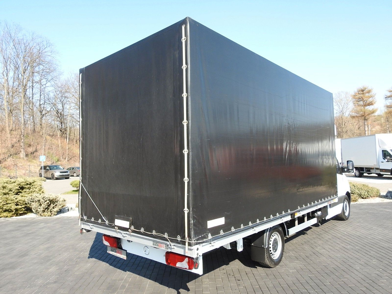 Mercedes-Benz SPRINTER PRITSCHE PLANE 10 PALETTEN KLIMAANLAGE - Planen Transporter: das Bild 3 Mercedes-Benz SPRINTER PRITSCHE PLANE 10 PALETTEN KLIMAANLAGE - Planen Transporter: das Bild 3
