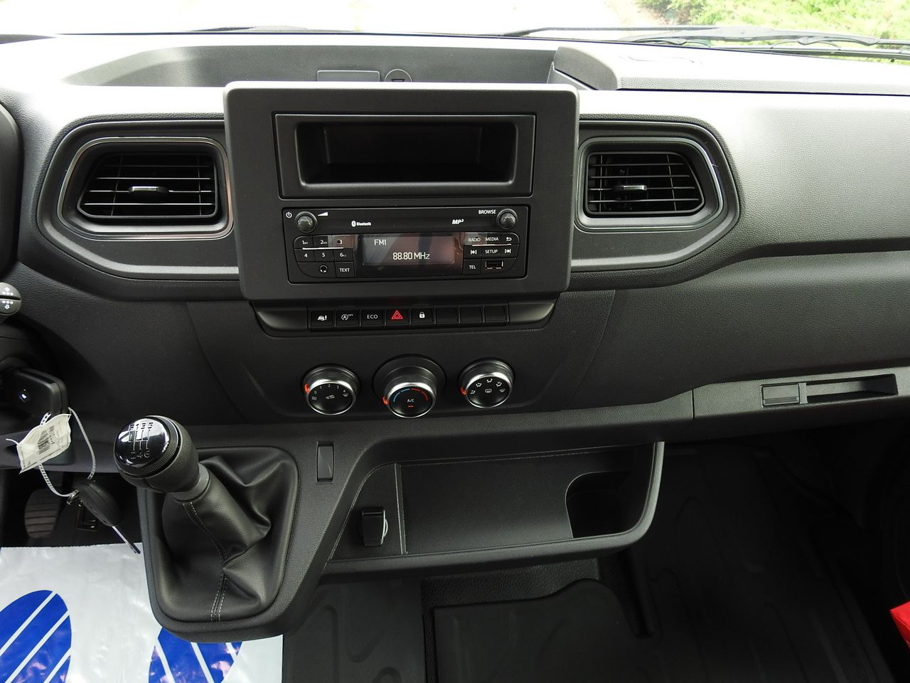 NEU: Kipper Transporter RENAULT MASTER: das Bild 32 NEU: Kipper Transporter RENAULT MASTER: das Bild 32