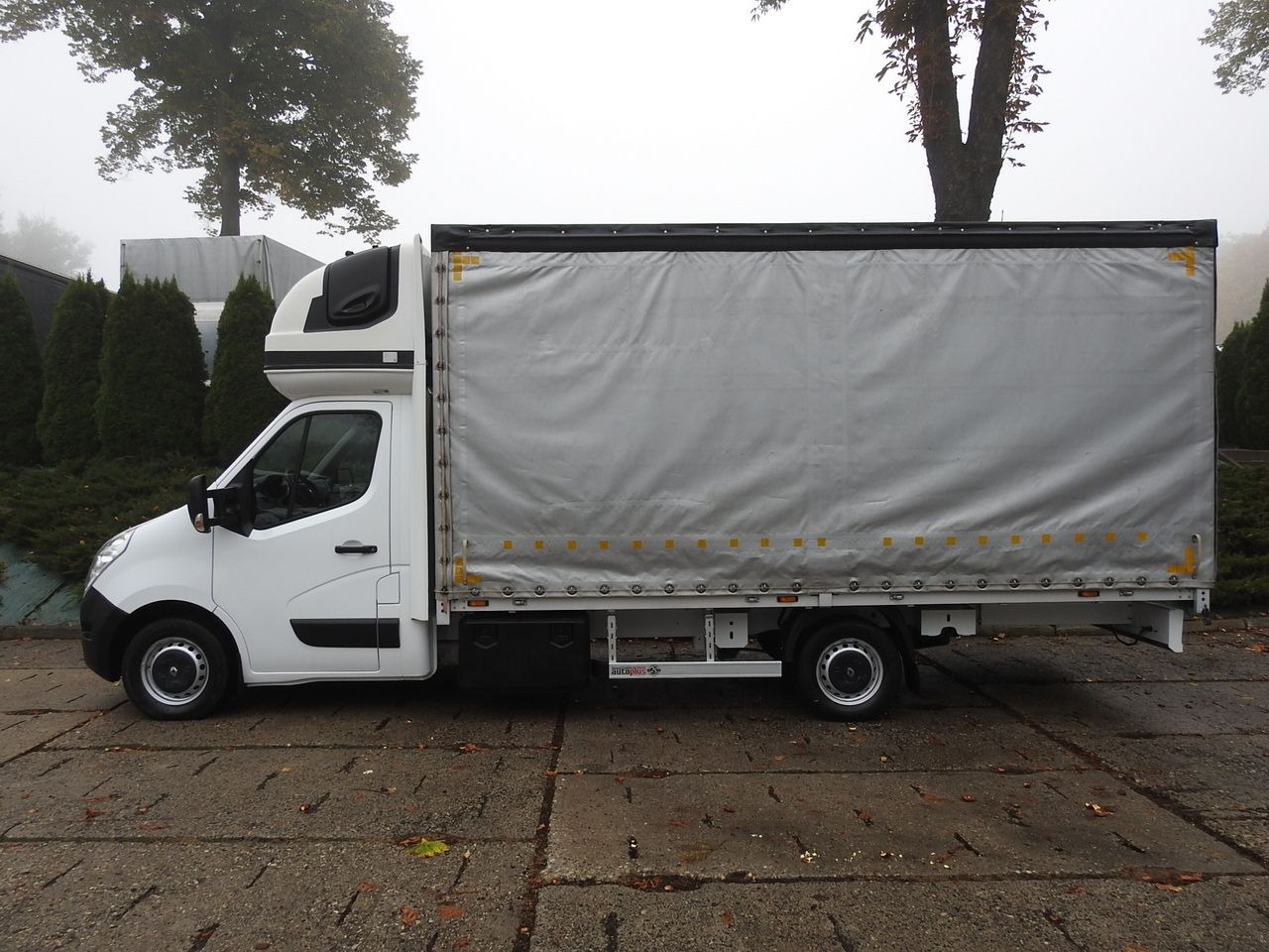 Planen Transporter RENAULT MASTER: das Bild 9 Planen Transporter RENAULT MASTER: das Bild 9