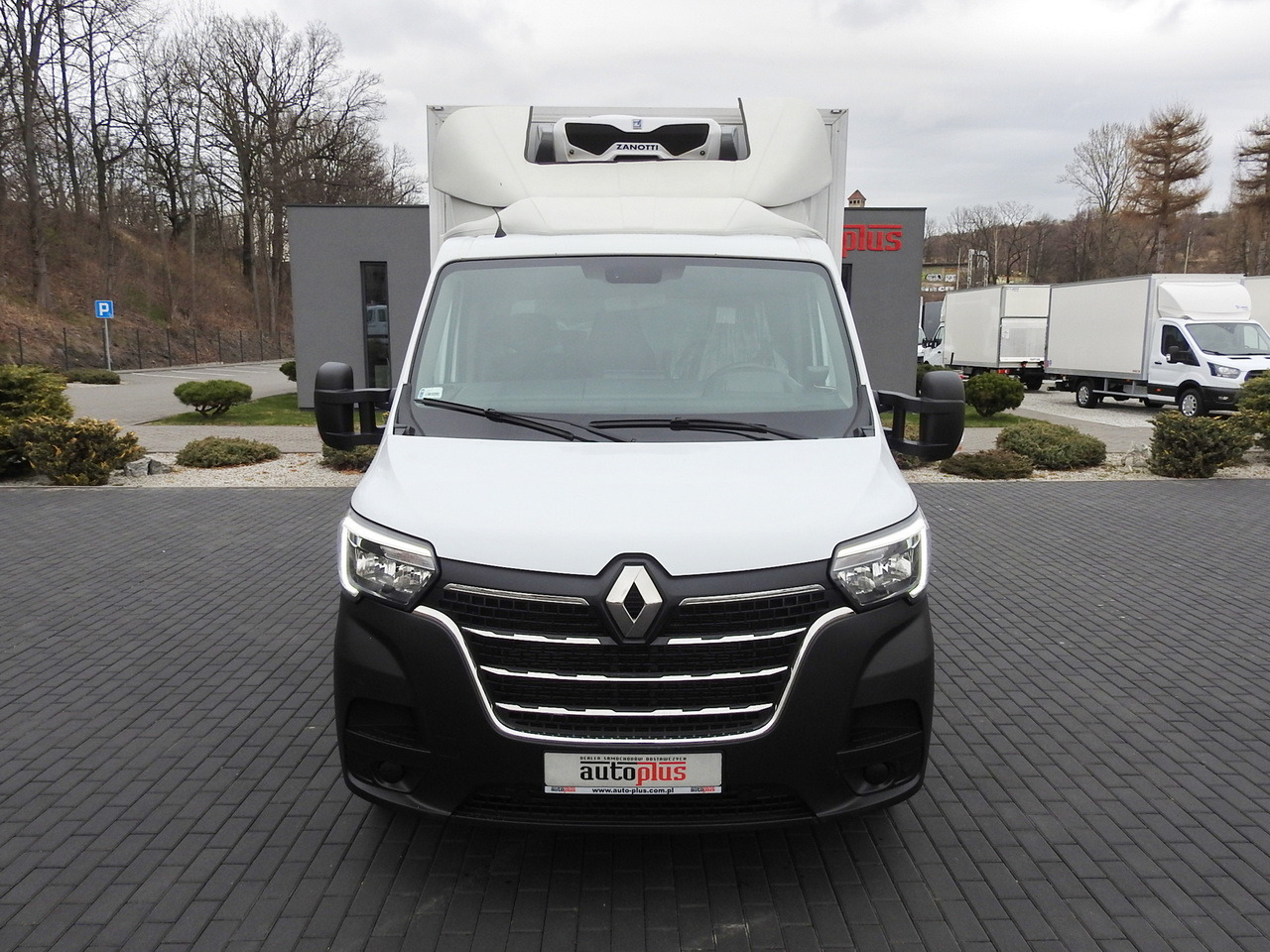 RENAULT MASTER REGRIGERATOR BOX 0*C LED LIGHTS AIR CONDITIONING 145HP - Kühltransporter: das Bild 5 RENAULT MASTER REGRIGERATOR BOX 0*C LED LIGHTS AIR CONDITIONING 145HP - Kühltransporter: das Bild 5