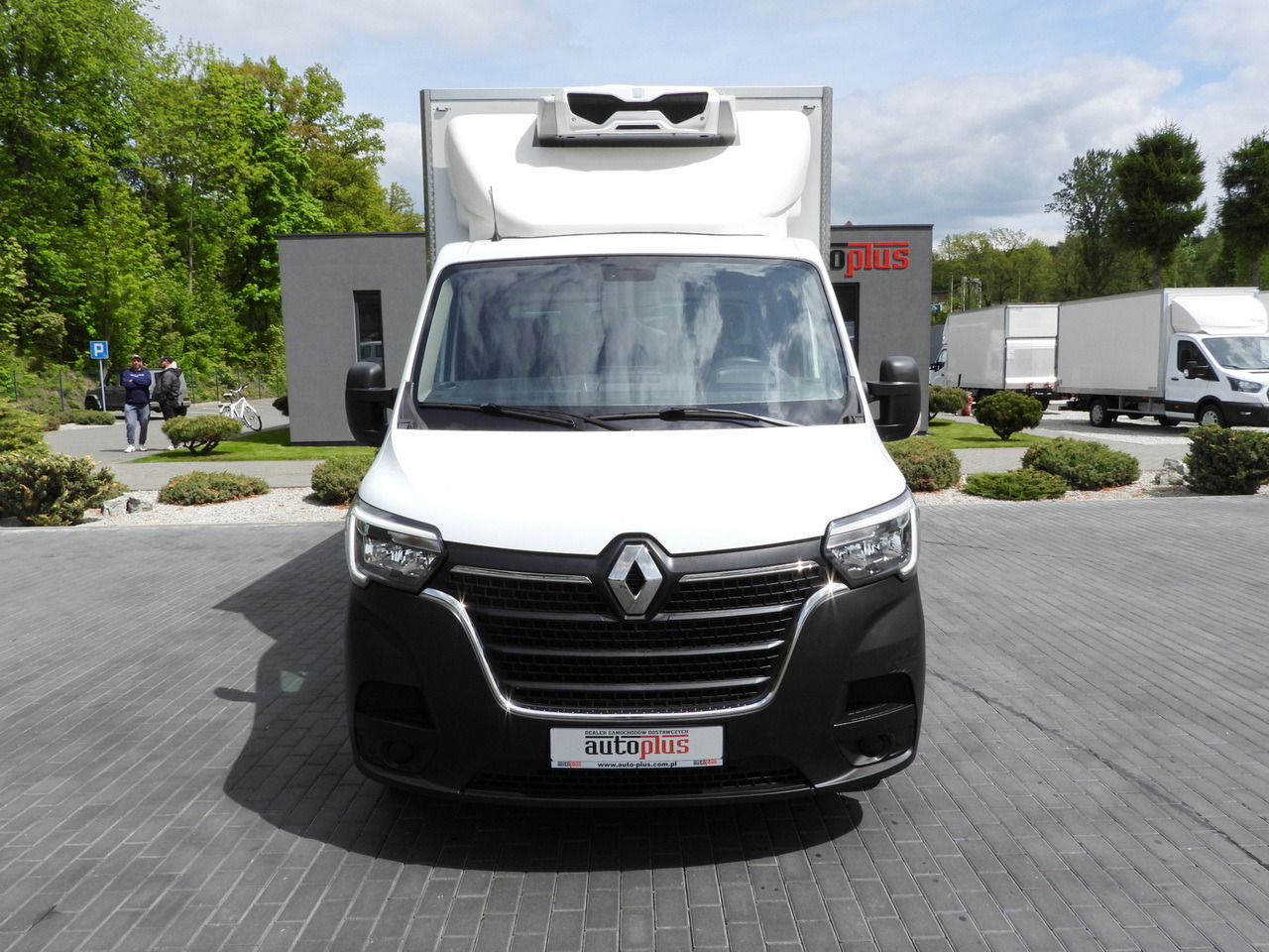 RENAULT MASTER REGRIGERATOR BOX -10*C CRUISE CONTROL LED LIGHTS TWIN WHEELS AIR CONDITIONING 145HP - Kühltransporter: das Bild 5 RENAULT MASTER REGRIGERATOR BOX -10*C CRUISE CONTROL LED LIGHTS TWIN WHEELS AIR CONDITIONING 145HP - Kühltransporter: das Bild 5