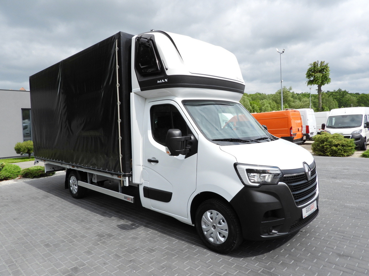 RENAULT MASTER TARPAULIN 10 PALLETS CRUISE CONTROL LED LIGHTS AIR CONDITIONING 165HP - Planen Transporter: das Bild 4 RENAULT MASTER TARPAULIN 10 PALLETS CRUISE CONTROL LED LIGHTS AIR CONDITIONING 165HP - Planen Transporter: das Bild 4