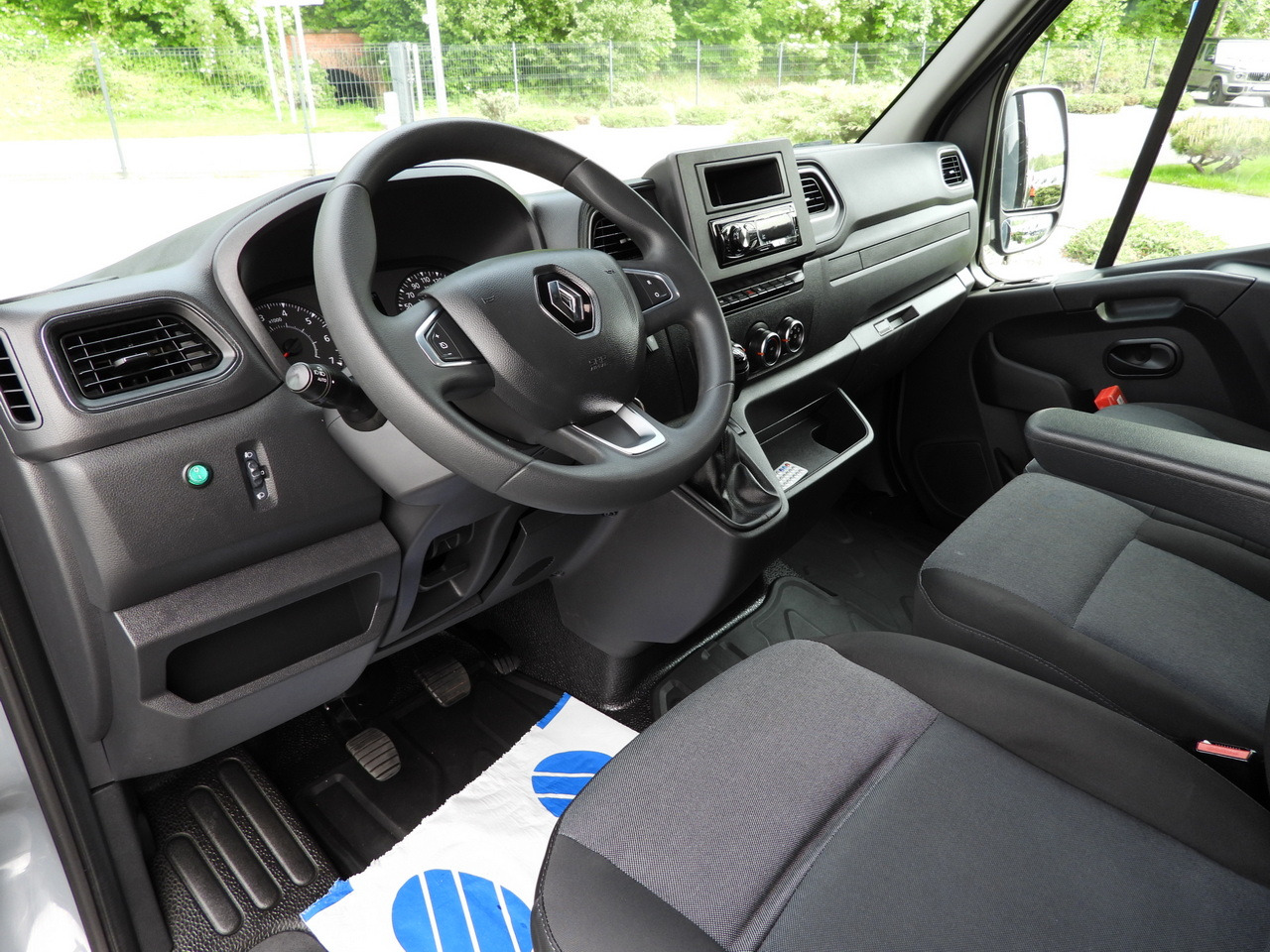 RENAULT MASTER TARPAULIN 10 PALLETS WEBASTO CRUISE CONTROL LED LIGHTS PNEUMATICS AIR CONDITIONING 165HP - Planen Transporter: das Bild 2 RENAULT MASTER TARPAULIN 10 PALLETS WEBASTO CRUISE CONTROL LED LIGHTS PNEUMATICS AIR CONDITIONING 165HP - Planen Transporter: das Bild 2