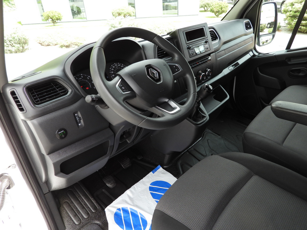 RENAULT MASTER TARPAULIN 10 PALLETS WEBASTO CRUISE CONTROL LED LIGHTS PNEUMATICS AIR CONDITIONING 165HP - Planen Transporter: das Bild 2 RENAULT MASTER TARPAULIN 10 PALLETS WEBASTO CRUISE CONTROL LED LIGHTS PNEUMATICS AIR CONDITIONING 165HP - Planen Transporter: das Bild 2