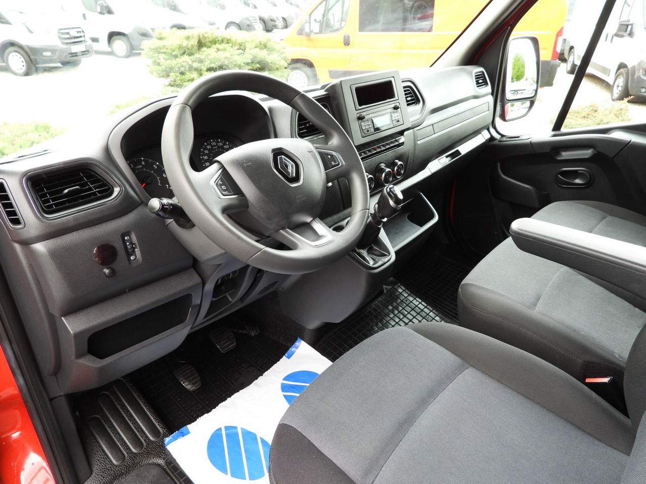 RENAULT MASTER TARPAULIN 10 PALLETS WEBASTO CRUISE CONTROL LED LIGHTS PNEUMATICS AIR CONDITIONING 165HP - Planen Transporter: das Bild 2 RENAULT MASTER TARPAULIN 10 PALLETS WEBASTO CRUISE CONTROL LED LIGHTS PNEUMATICS AIR CONDITIONING 165HP - Planen Transporter: das Bild 2