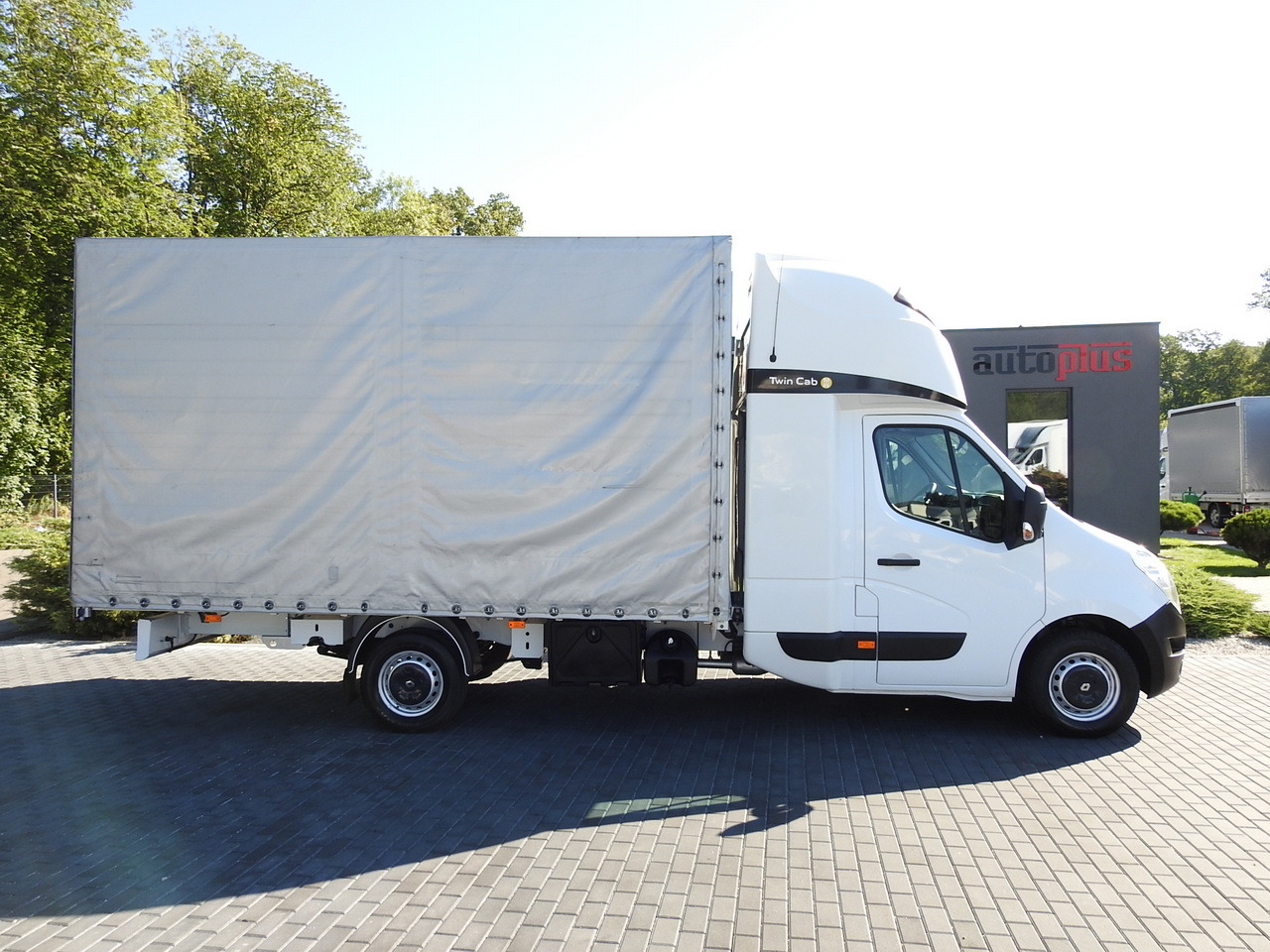 Planen Transporter RENAULT MASTER TARPAULIN 8 PALLETS WEBASTO CRUISE CONTROL AIR CONDITIONING PNEUMATICS  170HP: das Bild 7