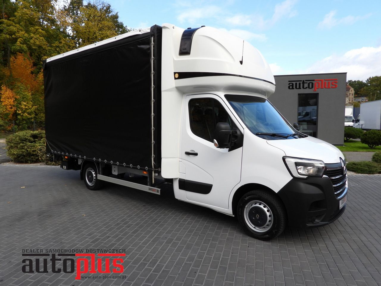 RENAULT MASTER TARPAULIN LIFT 10 PALLETS CRUISE CONTROL LED LIGHTS AIR CONDITIONING 165HP - Planen Transporter: das Bild 1 RENAULT MASTER TARPAULIN LIFT 10 PALLETS CRUISE CONTROL LED LIGHTS AIR CONDITIONING 165HP - Planen Transporter: das Bild 1